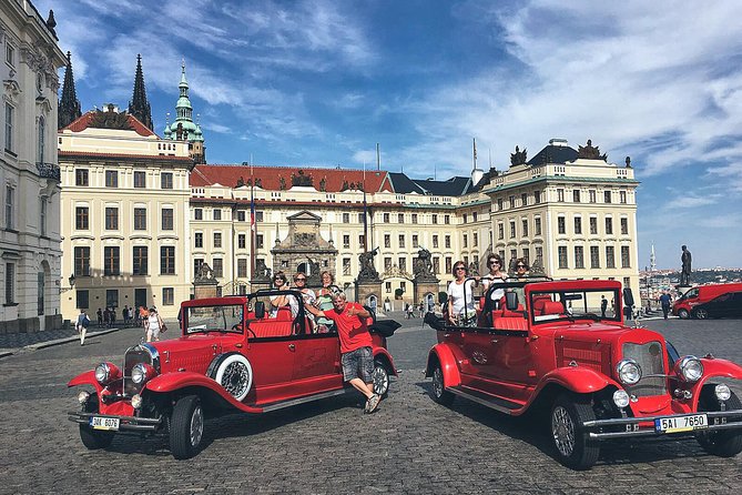 1,5 Hour Oldtimer Convertible Prague Sightseeing Tour - Tour Overview