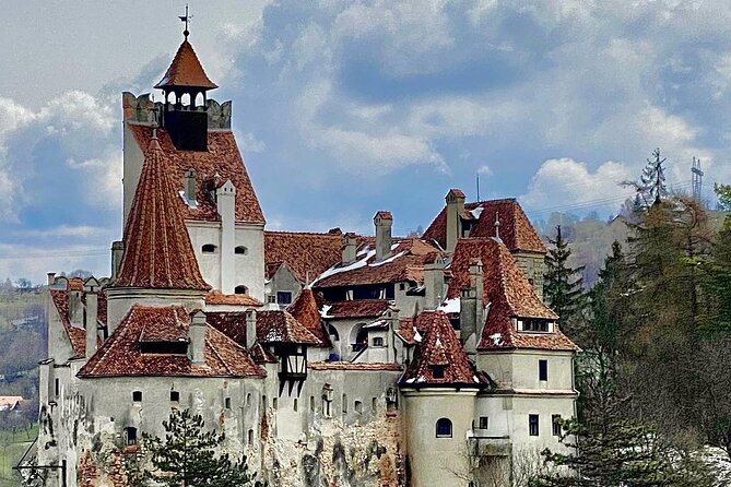 Bran Castle and Rasnov Fortress Tour From Brasov With Optional Peles Castle Visit - Itinerary for the Day