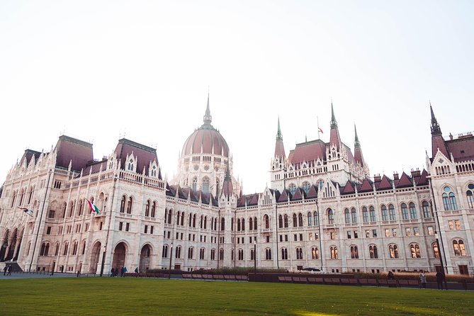 Budapest Historical Sightseeing – Walking Tour