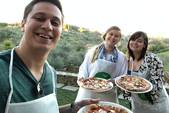 Florence Pizza or Pasta Class With Gelato Making at a Tuscan Farm