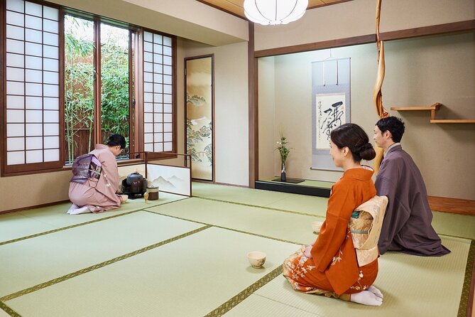 Kimono Tea Ceremony at Tokyo Maikoya