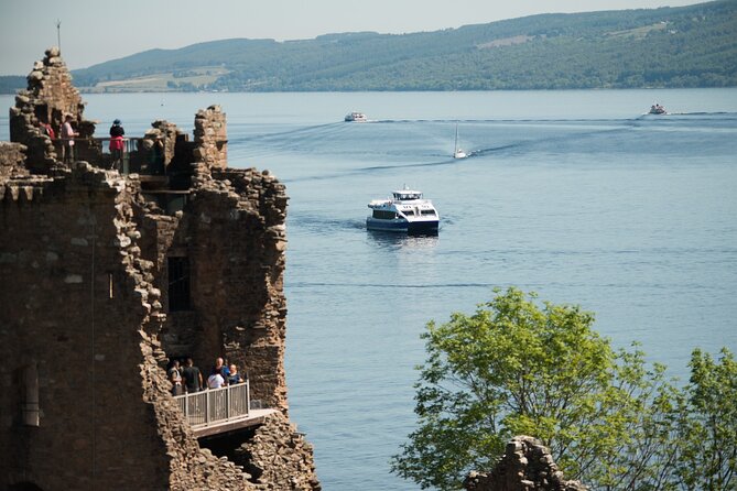 Loch Ness and Caledonian Canal 2-Hour Cruise From Dochgarroch