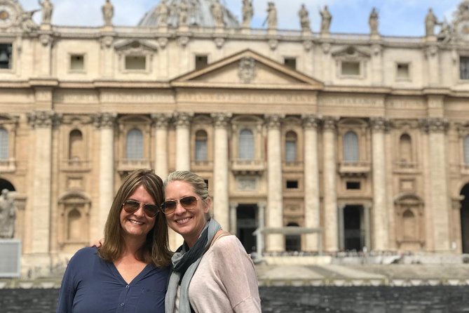 Rome: Early Morning Vatican Small Group Tour of 6 PAX or Private