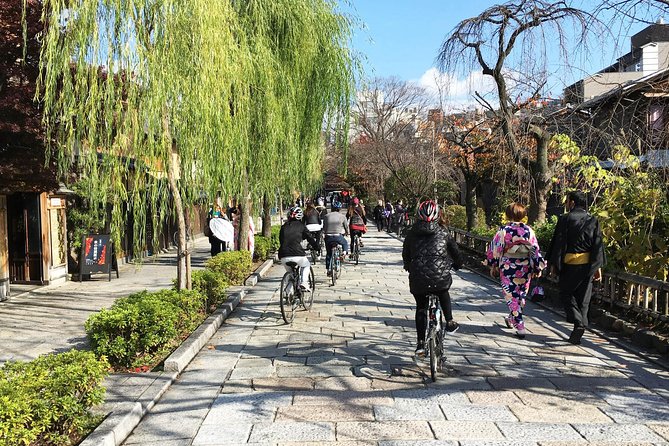 South Kyoto in a Nutshell: Gentle Backstreet Bike Tour!