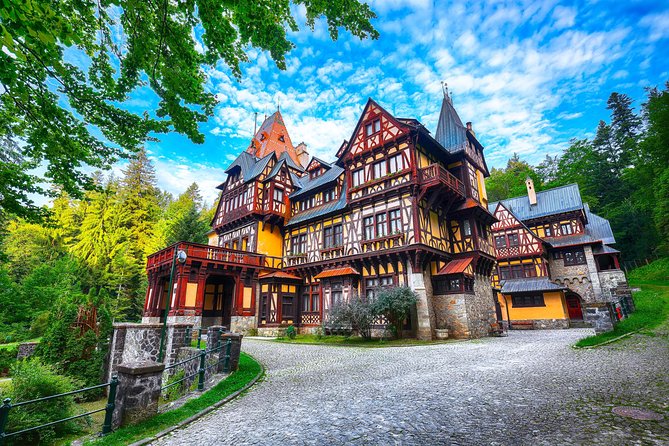 Transylvania and Dracula Castle Full Day Tour From Bucharest