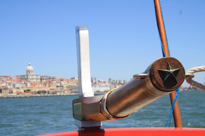 2-Hour Lisbon Traditional Boats Sunset Cruise With White Wine - Meeting and Pickup Details