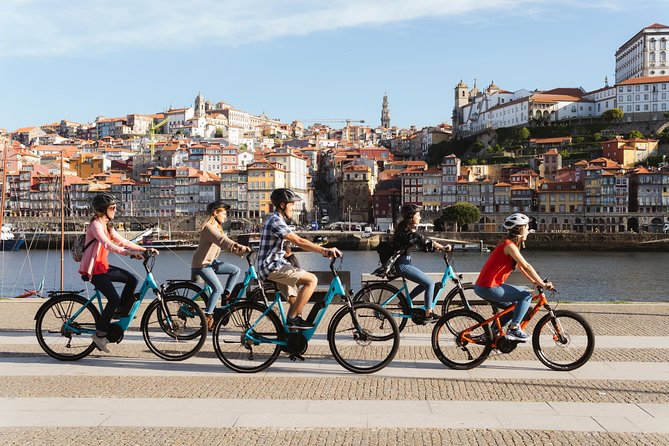 3-Hour Porto Highlights on a Electric Bike Guided Tour - Tour Details