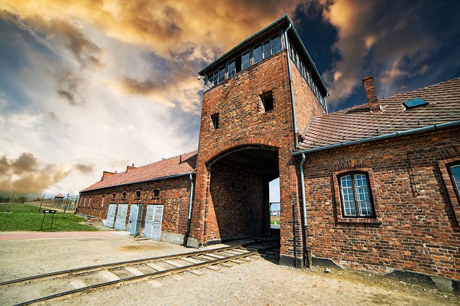 Auschwitz-Birkenau and Wieliczka Salt Mine Guided Full Day Tour - Meeting and Pickup Details