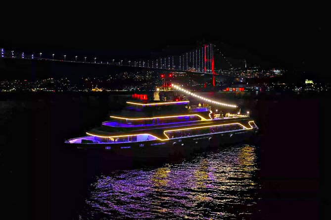 Bosphorus Night Cruise With Dinner, Show and Private Table - Dining and Entertainment Highlights