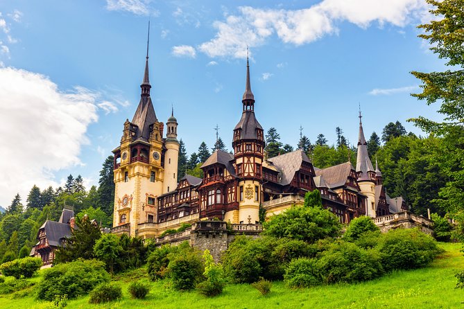 Bucharest to Dracula Castle, Peles Castle and Brasov Guided Tour - Tour Itinerary