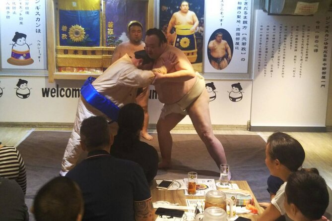 Challenge Sumo Wrestlers and Enjoy Meal - Sumo Wrestling Challenges