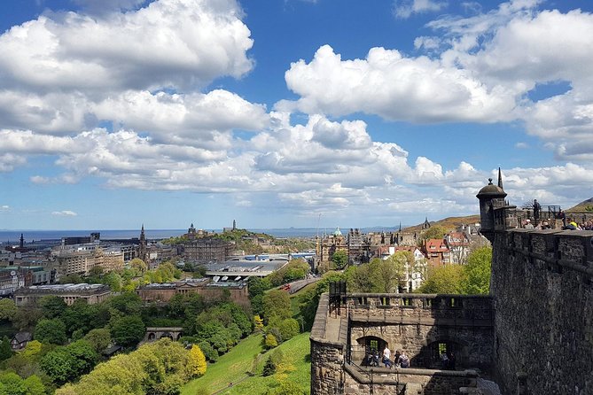 Edinburgh Castle Guided Walking Tour in English - Additional Information