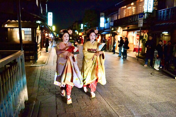 Gion Walking Tour by Night - Discovering Gions Geisha Area