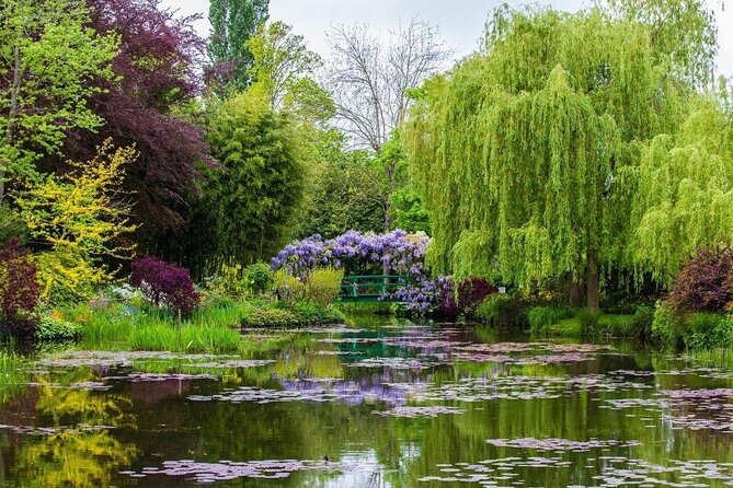 Giverny Small-Group Half Day Trip With Monet'S Gardens From Paris - Important Information