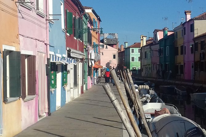 Murano Glass Experience With a Visit to a Burano Lace Island - Meeting and Pickup