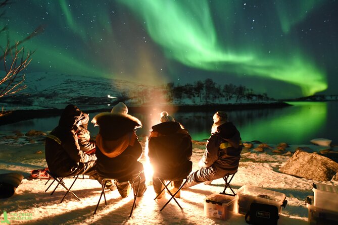 Northern Lights Hunt With the Green Adventure - Photos Included - Meeting and Pickup Details