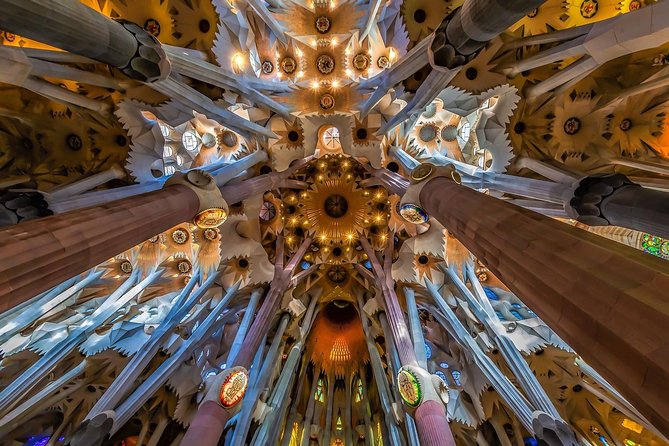 Sagrada Familia & Montserrat Small Group Tour With Hotel Pick-Up - Inclusions and Exclusions