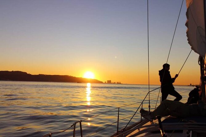Sailboat Sunset Group Tour in Lisbon With Welcome Drink - Booking Information