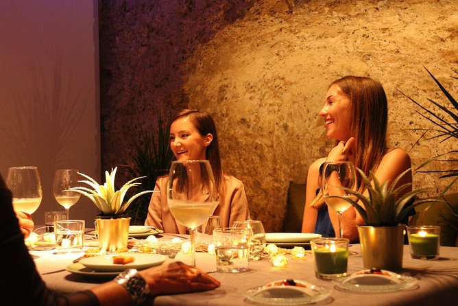 Valencia Old Town Tour With Wine & Tapas in 11th Century Historic Monument - Itinerary Highlights