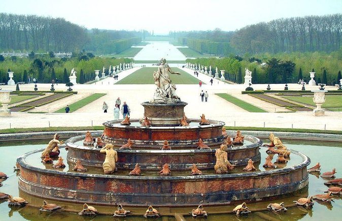 Versailles Best of Domain Skip-The-Line Access Day Tour With Lunch From Paris - What To Expect