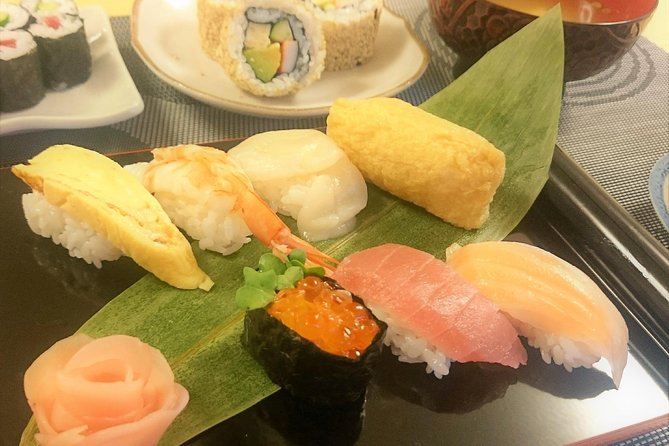 3-Hour Small-Group Sushi Making Class in Tokyo - Key Points