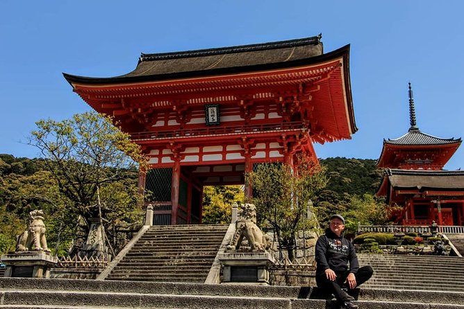 5 Top Highlights of Kyoto With Kyoto Bike Tour - Trekking Through Fushimi Inari Shrine