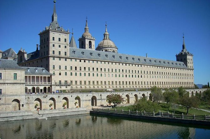Escorial Monastery and the Valley of the Fallen Tour From Madrid - Host Responses