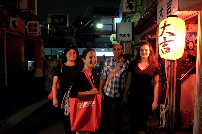 Experience Tokyo by Night: Local Bars in Shinjuku's District - Experiencing the Lively Golden Gai