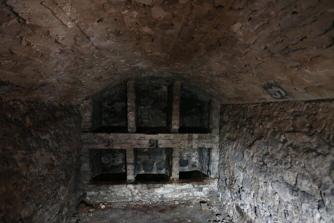 Small Group Edinburgh Underground Vaults Historical Walk - Reviews