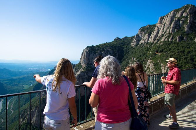 Small Group Montserrat Tour & Winery Visit With Farmhouse Lunch - Winery Visit Details