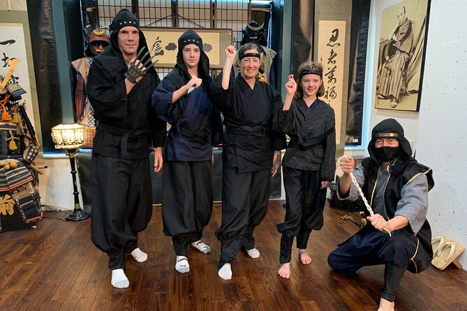 90-min Shinobi Samurai Premium Experience in a Dojo. Tokyo - Photo Session and Ninja Poses