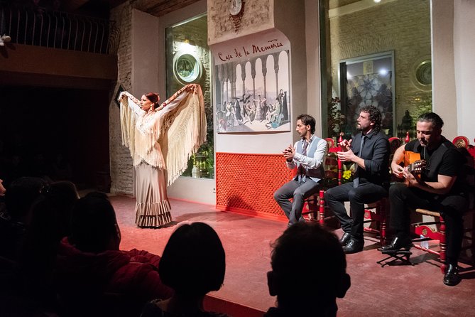 Flamenco Show at Casa De La Memoria Admission Ticket - Show Capacity and Group Size