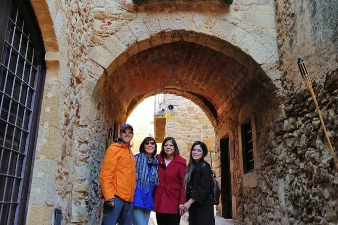 Girona & Dali Museum Small Group Tour With Pick-Up From Barcelona - Figueres Visit and Return Journey