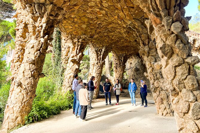 Park Guell & Sagrada Familia Tour With Skip the Line Tickets - Tour Details