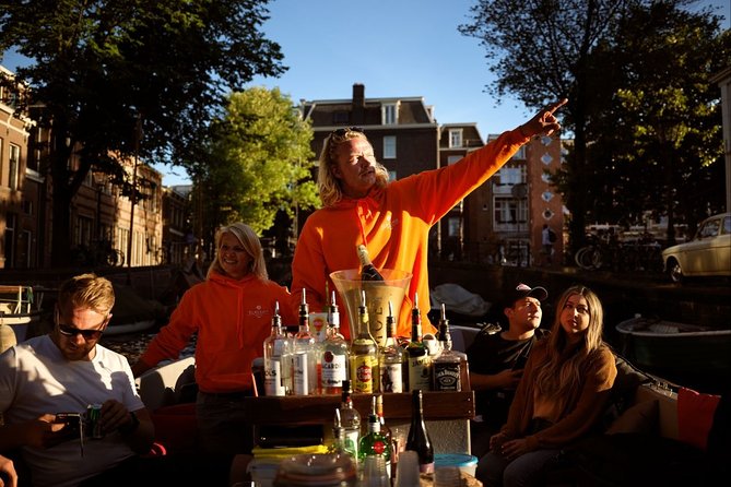 Amsterdam Evening Canal Cruise With Live Guide and Onboard Bar - Frequently Asked Questions
