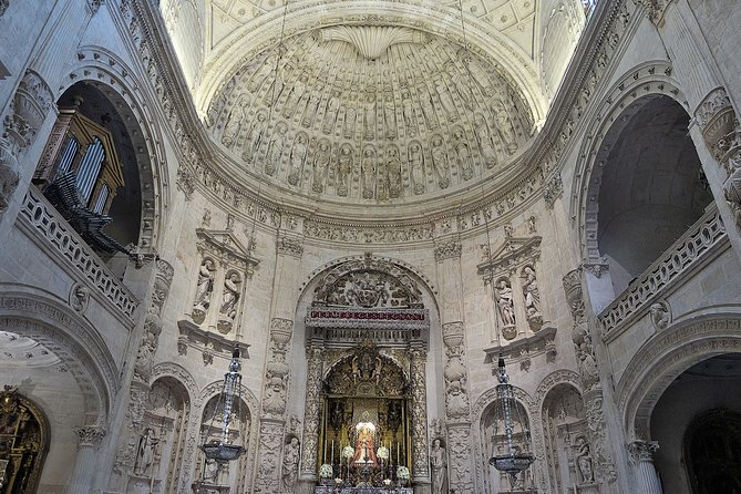 Cathedral, Alcazar and Giralda Guided Tour With Priority Tickets - Guide Experiences