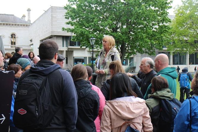 Dublin Book of Kells, Castle and Molly Malone Statue Guided Tour - Cancellation Policy