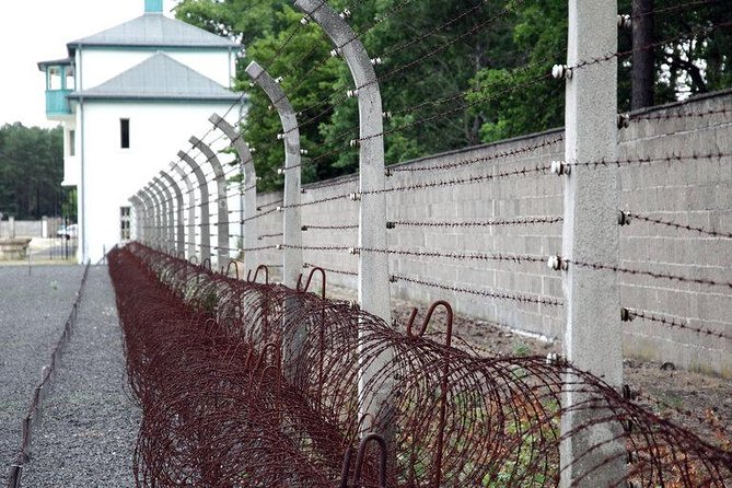 Sachsenhausen Concentration Camp Memorial Walking Tour From Berlin - Visitor Reviews