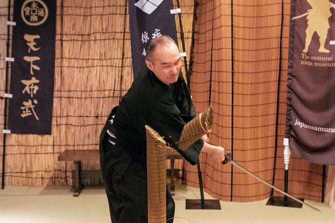 Samurai Sword Experience + History Tour SAMURAI MUSEUM TOKYO - Age and Group Size Requirements