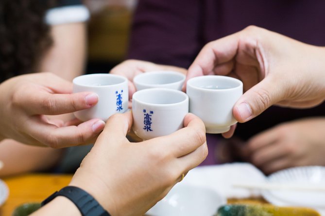 Sake Tasting Class With a Sake Sommelier - Food Pairings and Tasting Notes