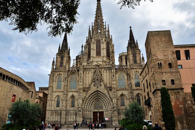 Barcelona Old Town and Gothic Quarter Walking Tour - Frequently Asked Questions