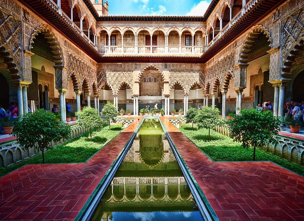 Alcazar and Cathedral of Seville Tour With Skip the Line Tickets - Key Points