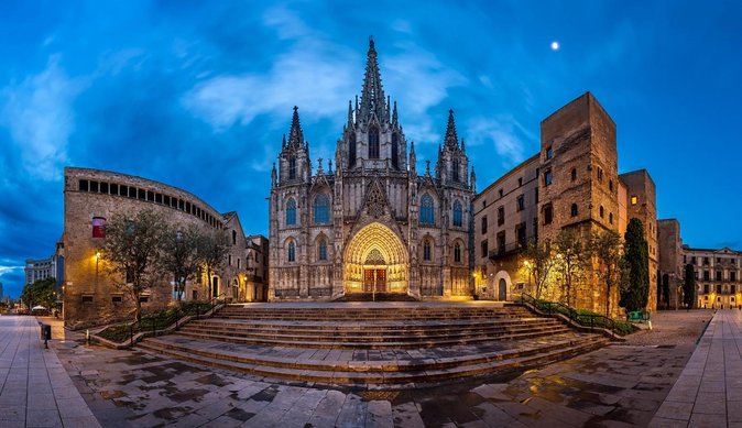 Barcelona Old Town and Gothic Quarter Walking Tour - Key Points