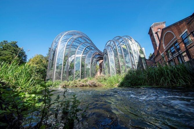 Bombay Sapphire Gin Distillery Tour and Cocktail - Key Points