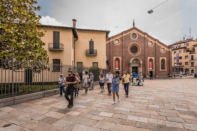 Historic Milan Tour With Skip-The-Line Last Supper Ticket - Key Points