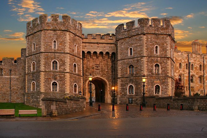 Windsor Castle, Stonehenge and Bath Tour From London + Admission - Key Points