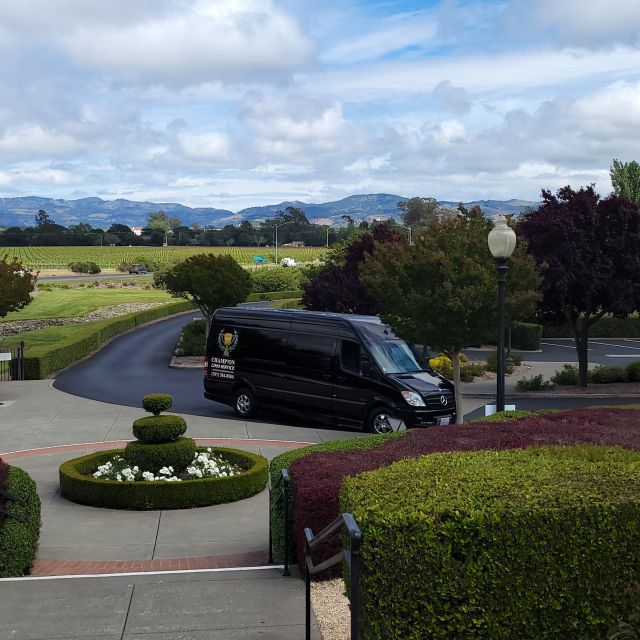 6 Hour Private Limousine Wine Tour - Tour Details