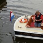 Amsterdam Morning Canal Cruise With Coffee and Tea - Inclusions and Amenities