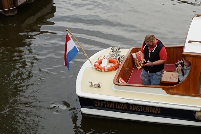 Amsterdam Morning Canal Cruise With Coffee and Tea - Inclusions and Amenities