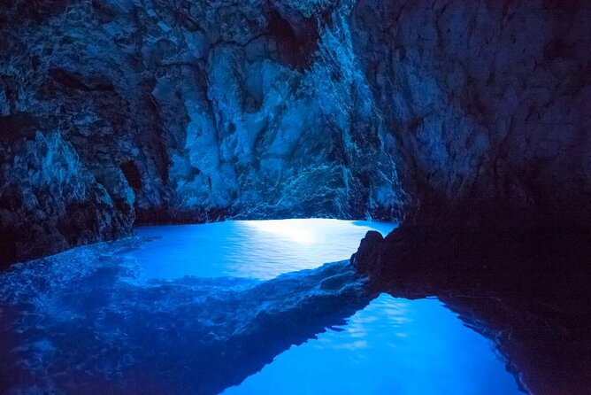 Blue Cave & Vis Island Speedboat Tour From Hvar - Meeting and Pickup